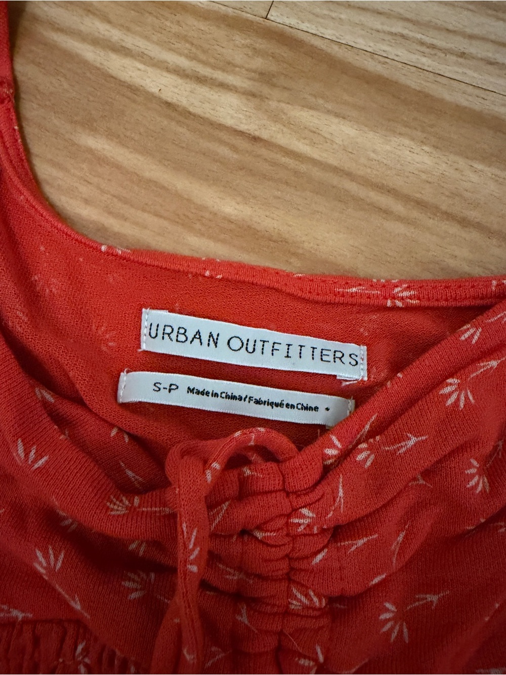 Urban Outfitters Red Floral Long Sleeve Front Crop Top Size Small